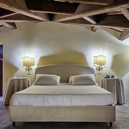Hotel Palazzo Viviani - Castello Di Montegridolfo