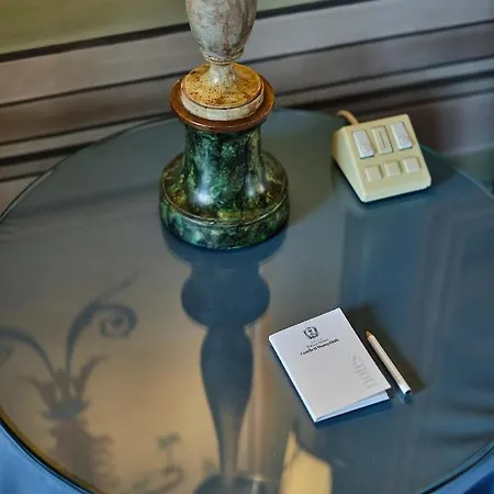 Hotel Palazzo Viviani - Castello Di