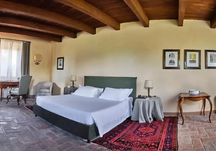 Palazzo Viviani - Castello Di 4* Montegridolfo