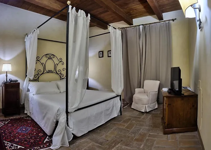 Palazzo Viviani - Castello Di Hotel Montegridolfo