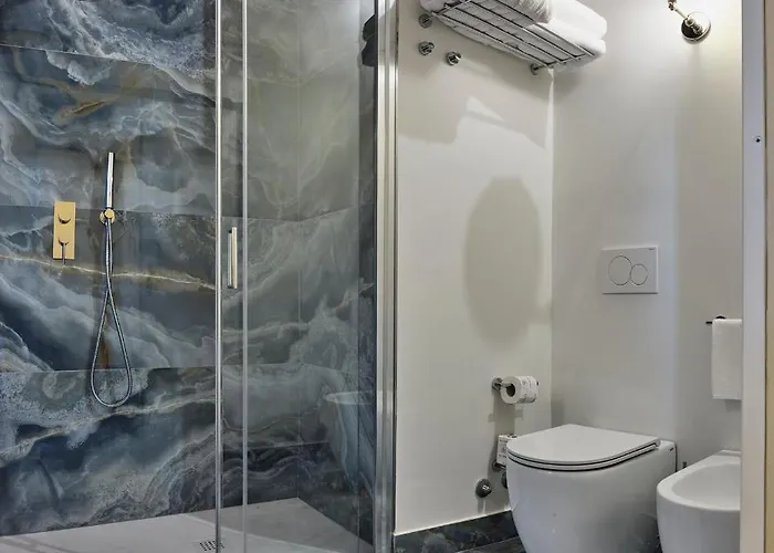 Palazzo Viviani - Castello Di Hotel