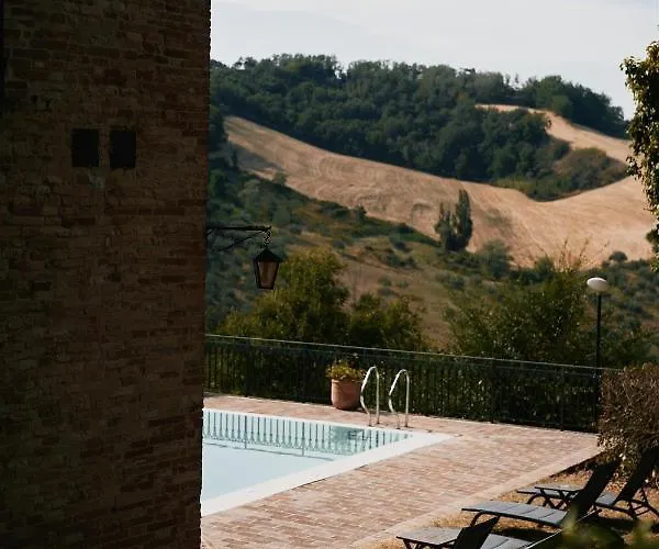 Palazzo Viviani - Castello Di Montegridolfo