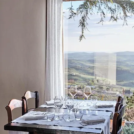 Palazzo Viviani - Castello Di 4*