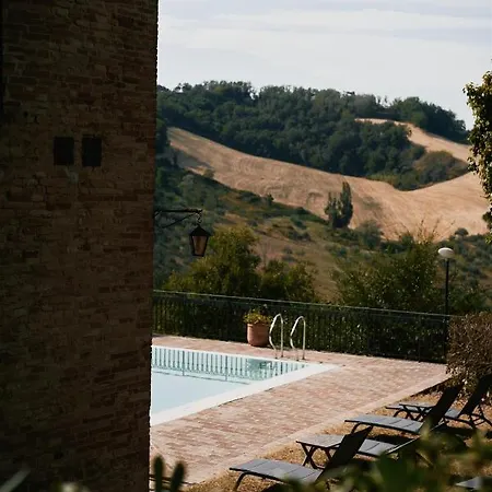 Palazzo Viviani - Castello Di Montegridolfo