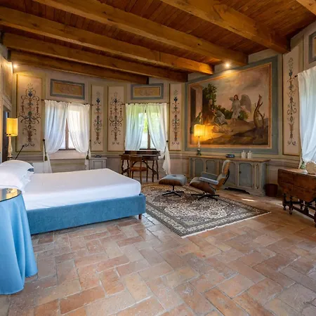 Palazzo Viviani Castello Di Ξενοδοχείο 4*