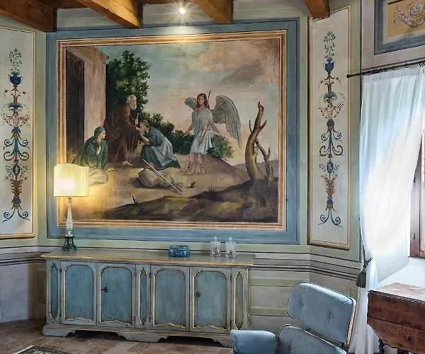 Palazzo Viviani - Castello Di ホテル モンテグリドルフォ