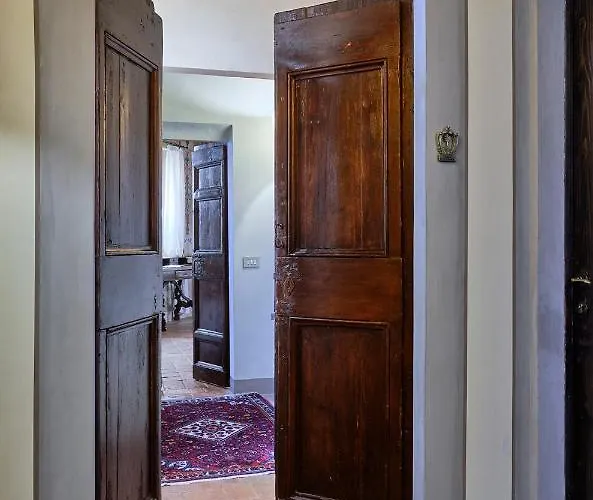 Otel Palazzo Viviani - Castello Di Montegridolfo