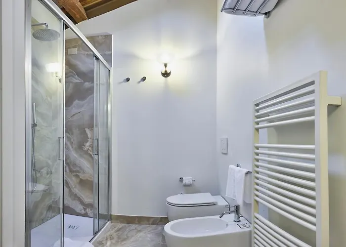 Palazzo Viviani - Castello Di Otel Montegridolfo