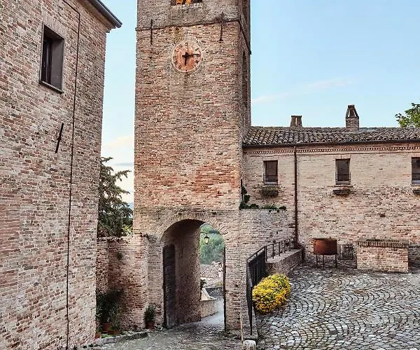 Palazzo Viviani - Castello Di 4*