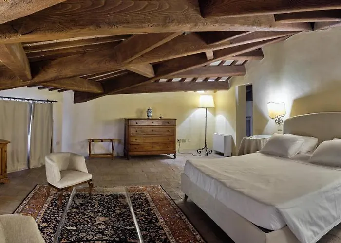 Otel Palazzo Viviani - Castello Di 4*