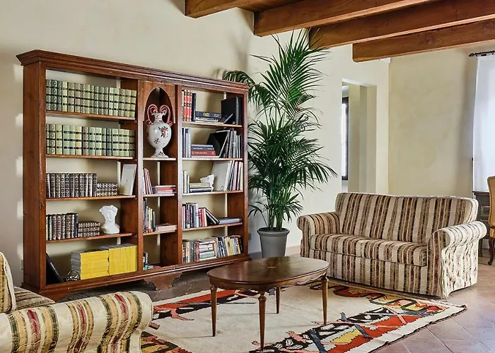 ホテル Palazzo Viviani - Castello Di 4*