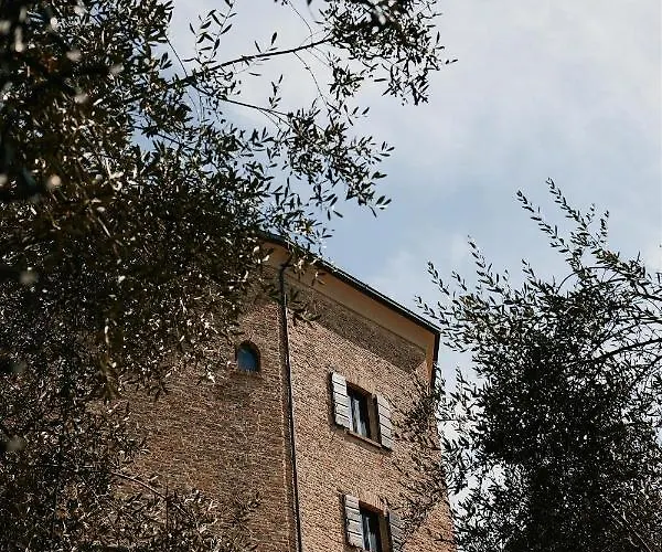 Palazzo Viviani - Castello Di ホテル