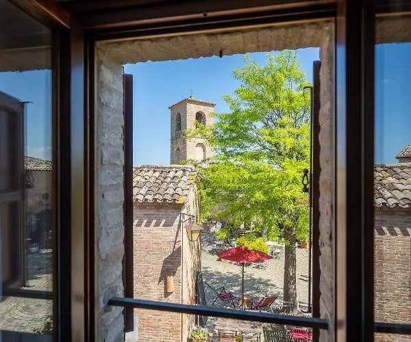 Hotell Palazzo Viviani - Castello Di 4*