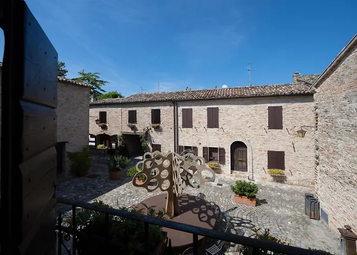 ホテル Palazzo Viviani - Castello Di 4*